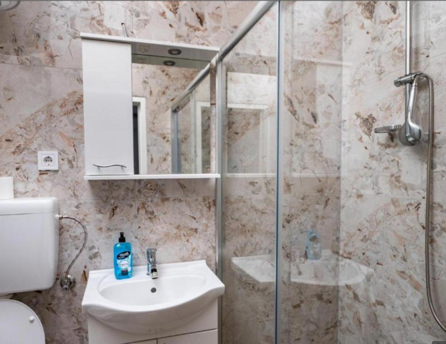 Apartmani Kaan Podgorica Exterior foto